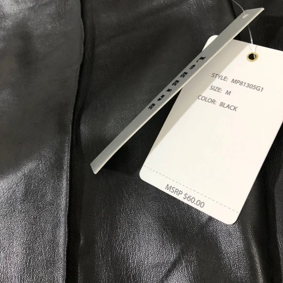 NWT Zac & Rachel Faux leather pleat leggings - Picture 3 of 11